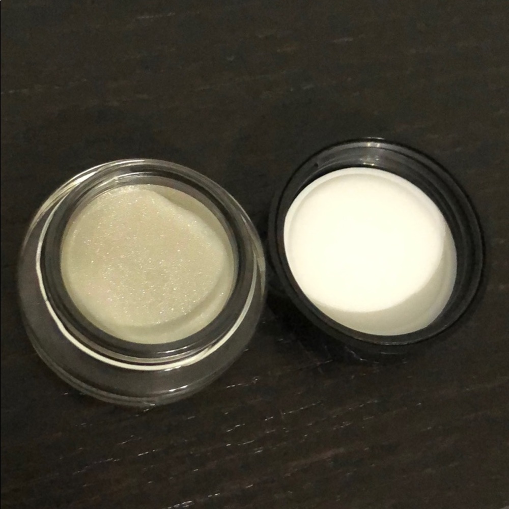 Chanel Ombré Premiere Gloss Top Coat Eyeshadow